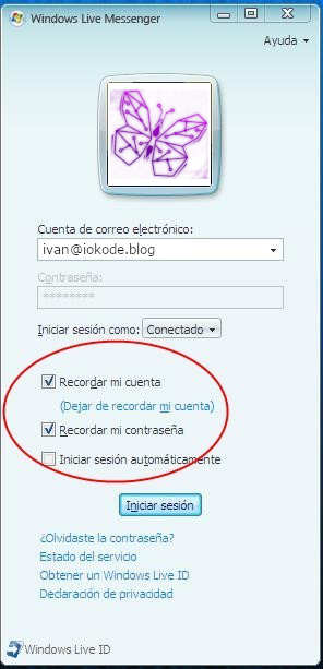 Captura del antiguo Windows Live! Messenger con la opción de recordar contraseña marcada.